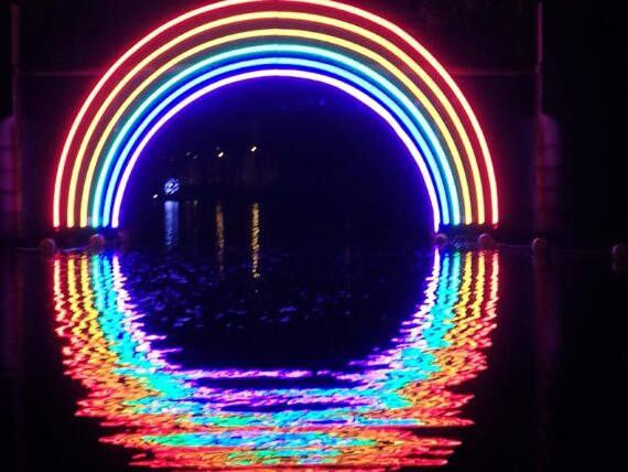 Sebi boat tours - Amsterdam light art festival